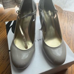 Women’s Nine West Pumps Size 9.5